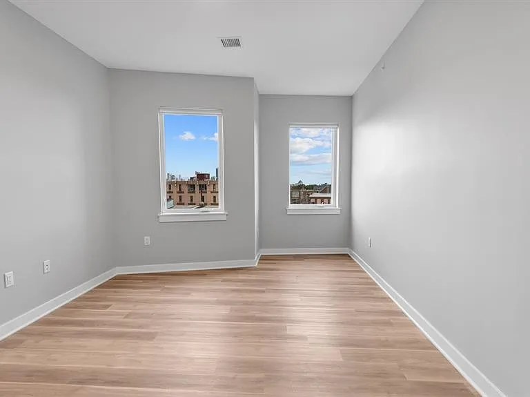 475 Communipaw Ave #207 — Photo 17