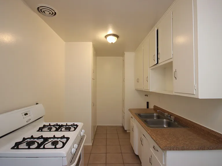 56 N Eloise Ave #2 — Photo 7