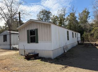 608 McKenzie Dr, Montezuma, GA 31063