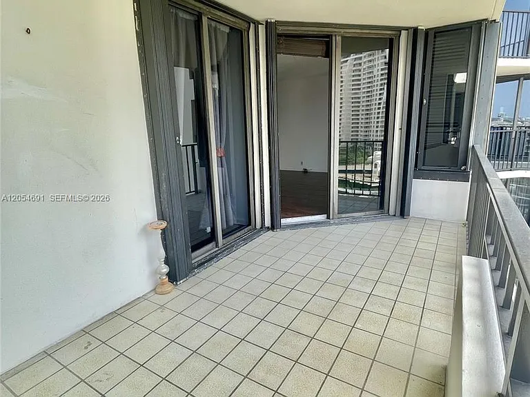 520 Brickell Key Dr #A1512 — Photo 8
