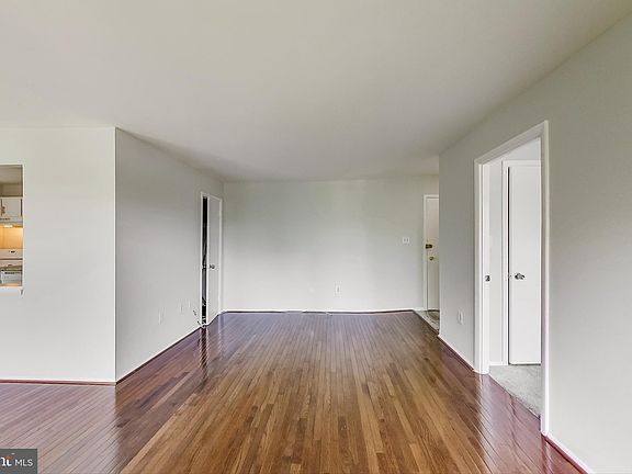5th image of 12701 Lotte Dr