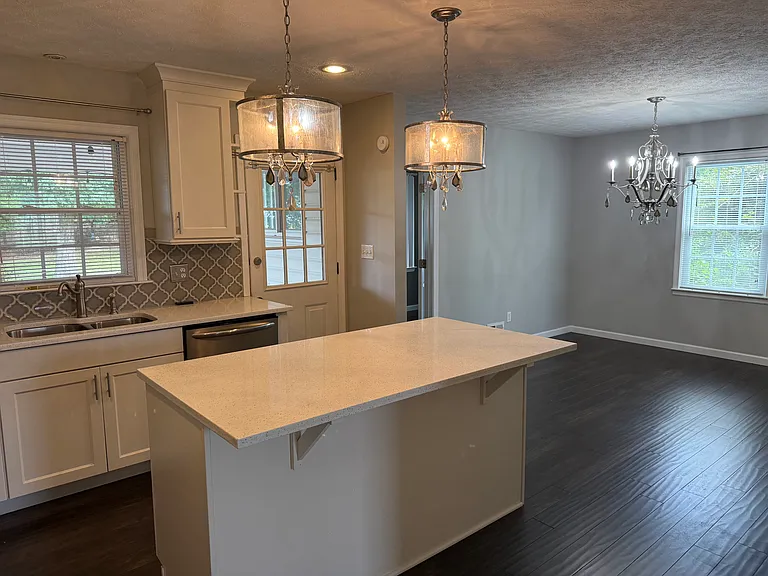 131 Bob Cir — Photo 15