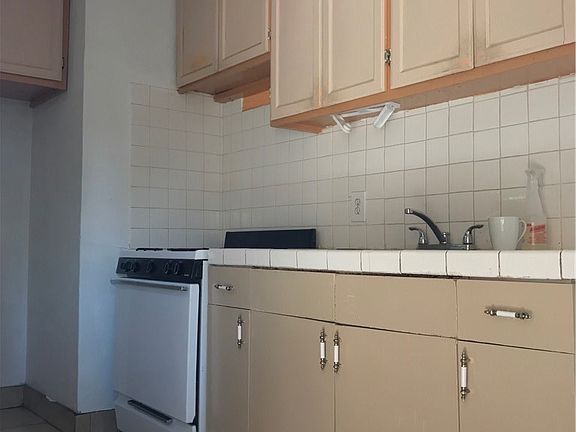 2nd image of 14880 Randall Ave