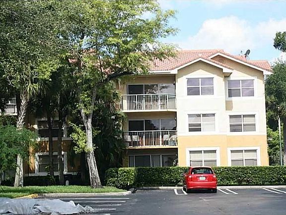2nd image of 8781 Wiles Road #201