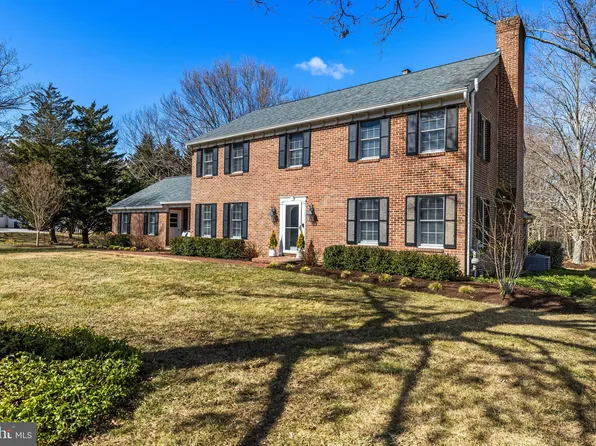 13020 Heil Manor Dr, Reisterstown, MD 21136