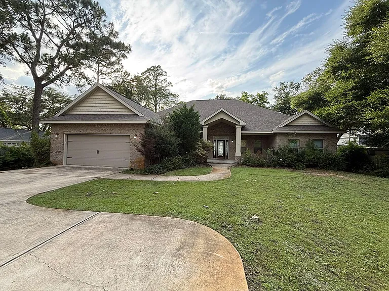 6148 E Bay Blvd — Photo 1
