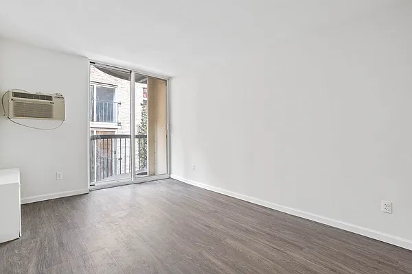 Rented by Kole Group | media 5