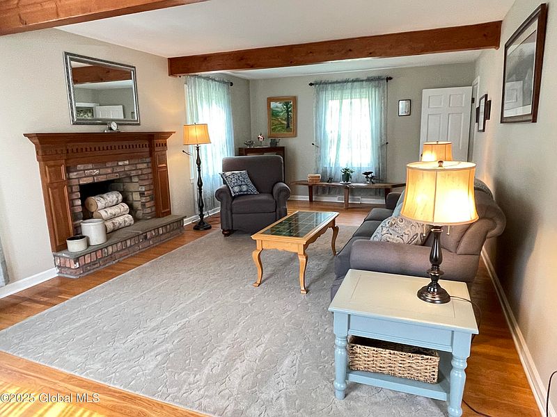 5th image of 2358 St. Joseph Drive