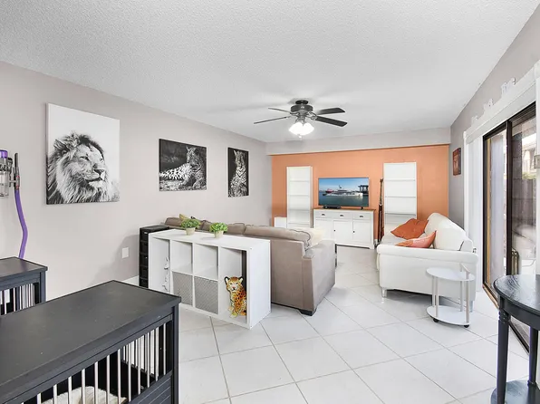 1117 11th Way, West Palm Beach, FL 33407