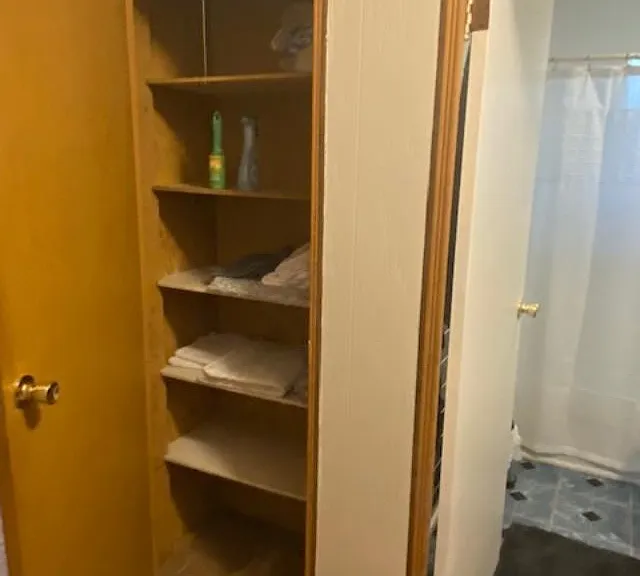 152 Hutchinson Dr — Photo 10