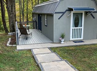 3402 Paradise Ln, Columbia, KY 42728