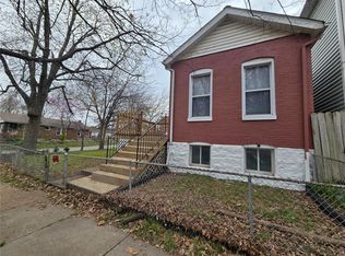 8304 Pennsylvania Ave, Saint Louis, MO 63111