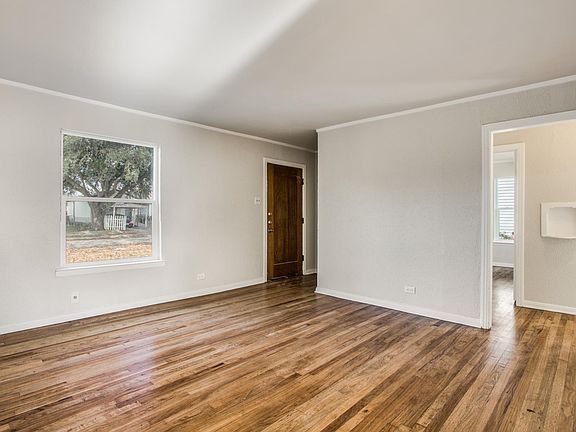 2nd image of 4410 Kelton Dr