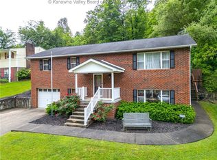 1162 S Jefferson Dr, Huntington, WV 25701