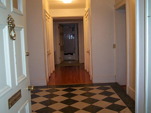 Entrance Foyer to apartment A-1