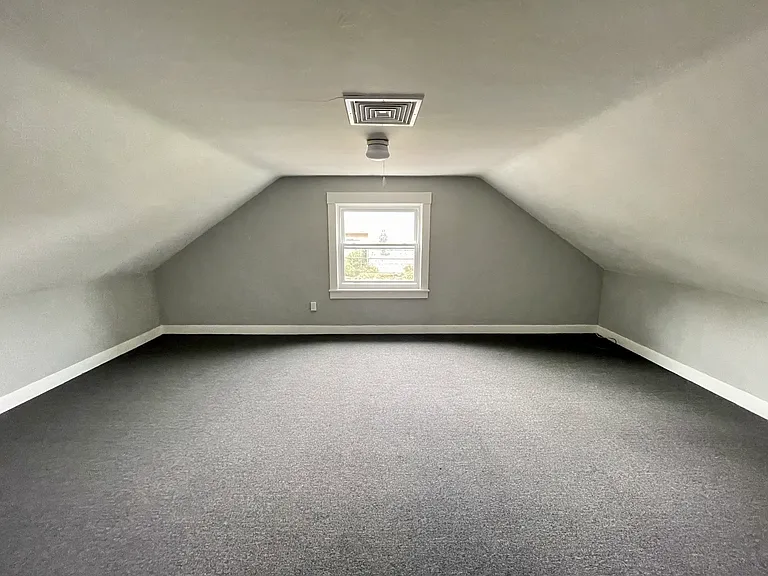 656 Main St #3 — Photo 11