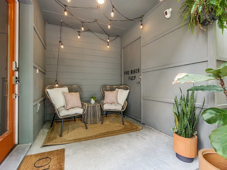 5018 Bryan St #201 — Photo 15
