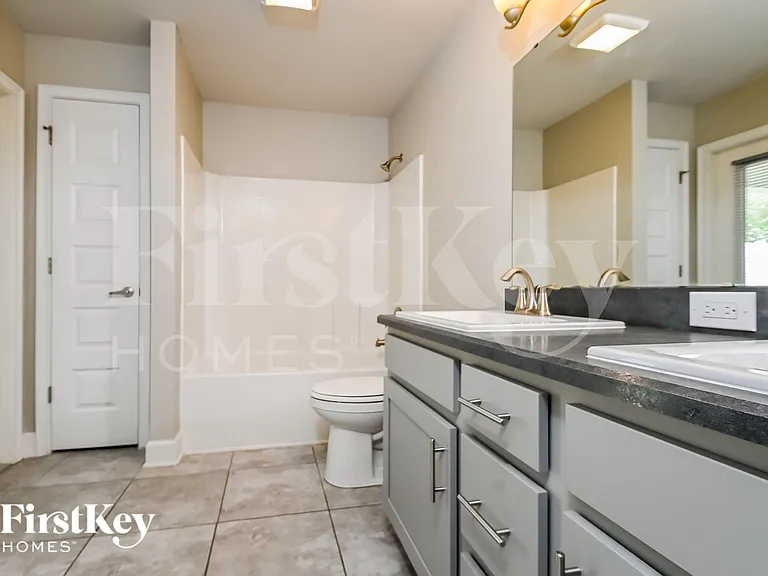 243 Brookshire Dr — Photo 17