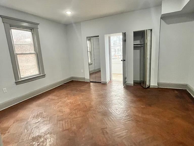 156 Wegman Pkwy #3 — Photo 5