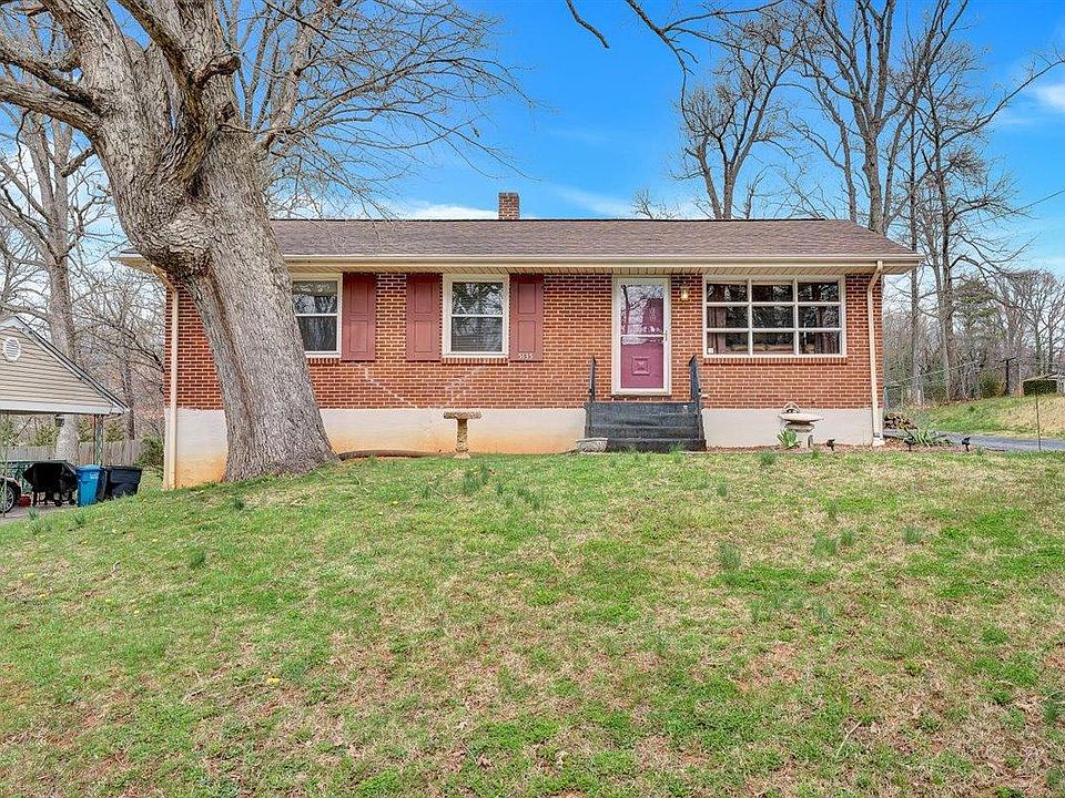 1st image of 5135 Youngwood Dr NW