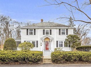 9 Carlisle St, Andover, MA 01810