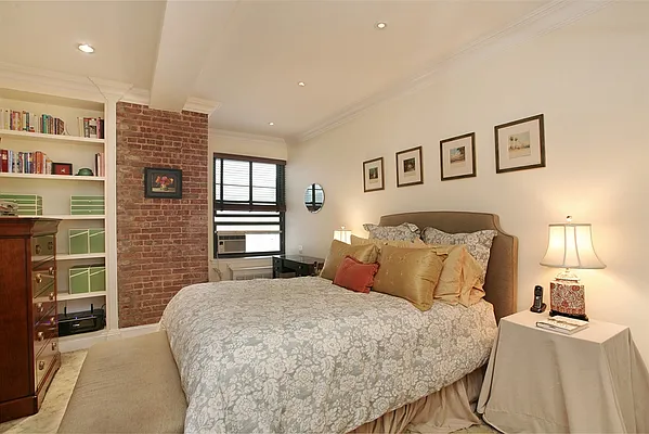 Sold by Corcoran | media 3