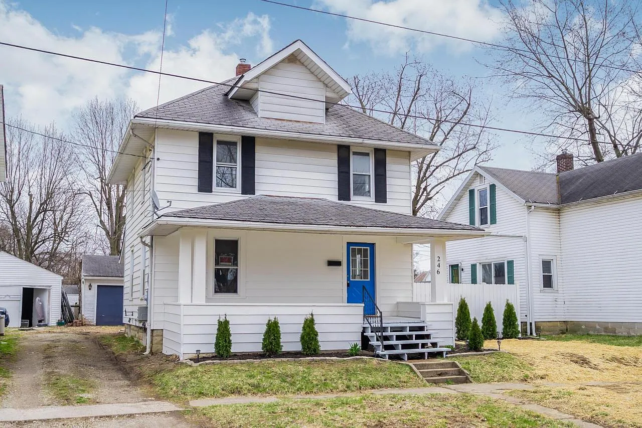 246 Lincoln Ave photo 1