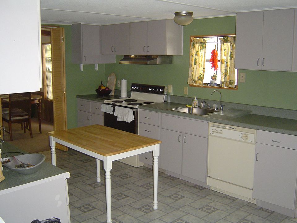 huge kitchen
