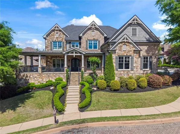 490 Belada Blvd, Sandy Springs, GA 30342