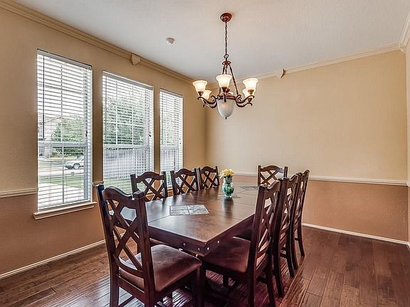 5th image of 3901 Potomac Dr