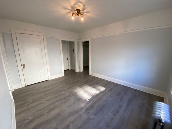 635 NE 23rd Ave APT 4