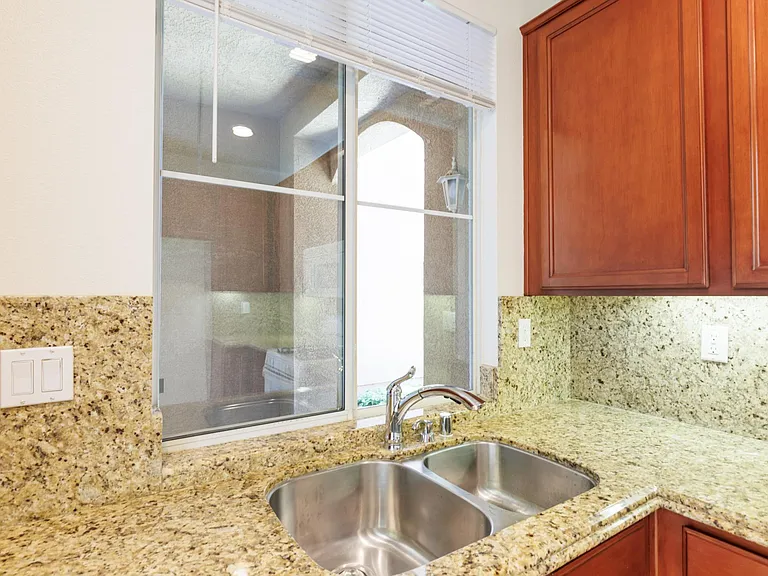 25403 Great Lake Ct — Photo 5