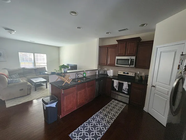 1021 Ileagnes Rd — Photo 40