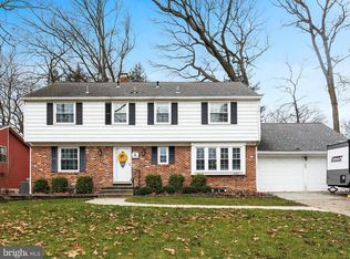 207 Pearl Croft Rd, Cherry Hill, NJ 08034