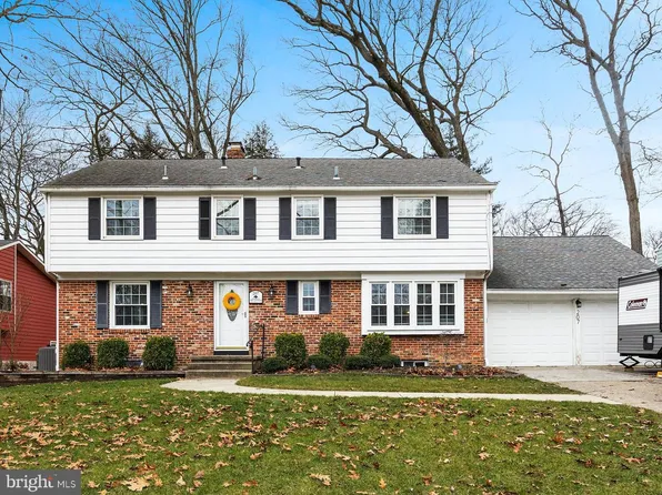 207 Pearl Croft Rd, Cherry Hill, NJ 08034