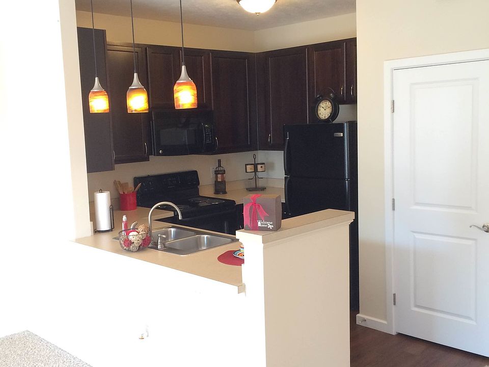 Spacious Kitchen