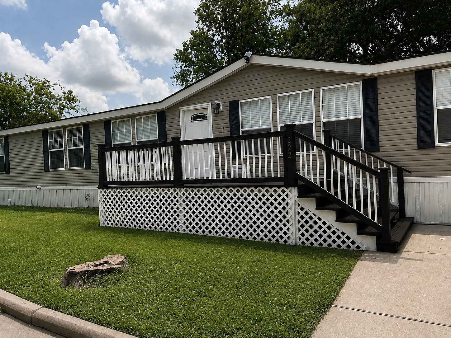 Fully Furnished 4BR/3BA Baytown Home Move-In Ready — Photo 1