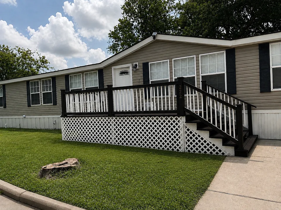 222 Rollingwood Cir