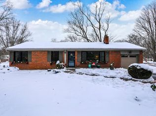 620 Mulberry St, Zionsville, IN 46077