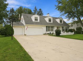 1203 Echo Ln, Bluffton, IN 46714
