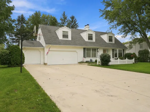 1203 Echo Ln, Bluffton, IN 46714