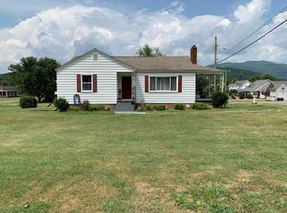 1233 Broad St, Elizabethton, TN 37643