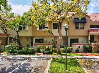 7856 NW 7th Ct, Plantation, FL 33324