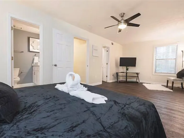 846 Park Pl NE — Photo 144