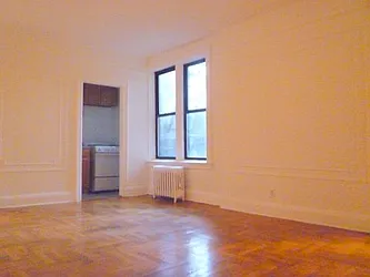 Rented by Elenora Dantchev, LREB