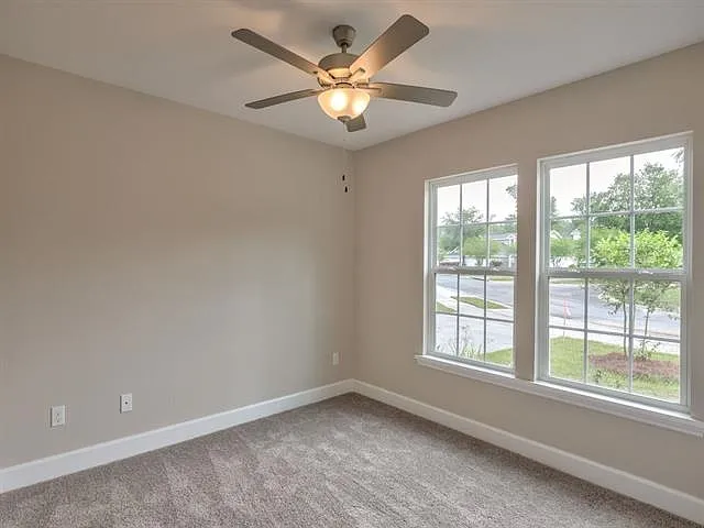 927 Chase Creek Cir — Photo 10