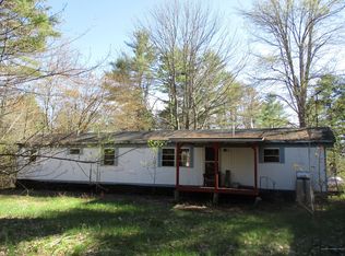 11 Clifton Dr, North Monmouth, ME 04265