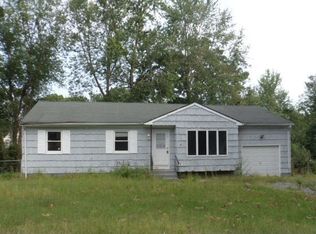 143 Elm St, Ronkonkoma, NY 11779