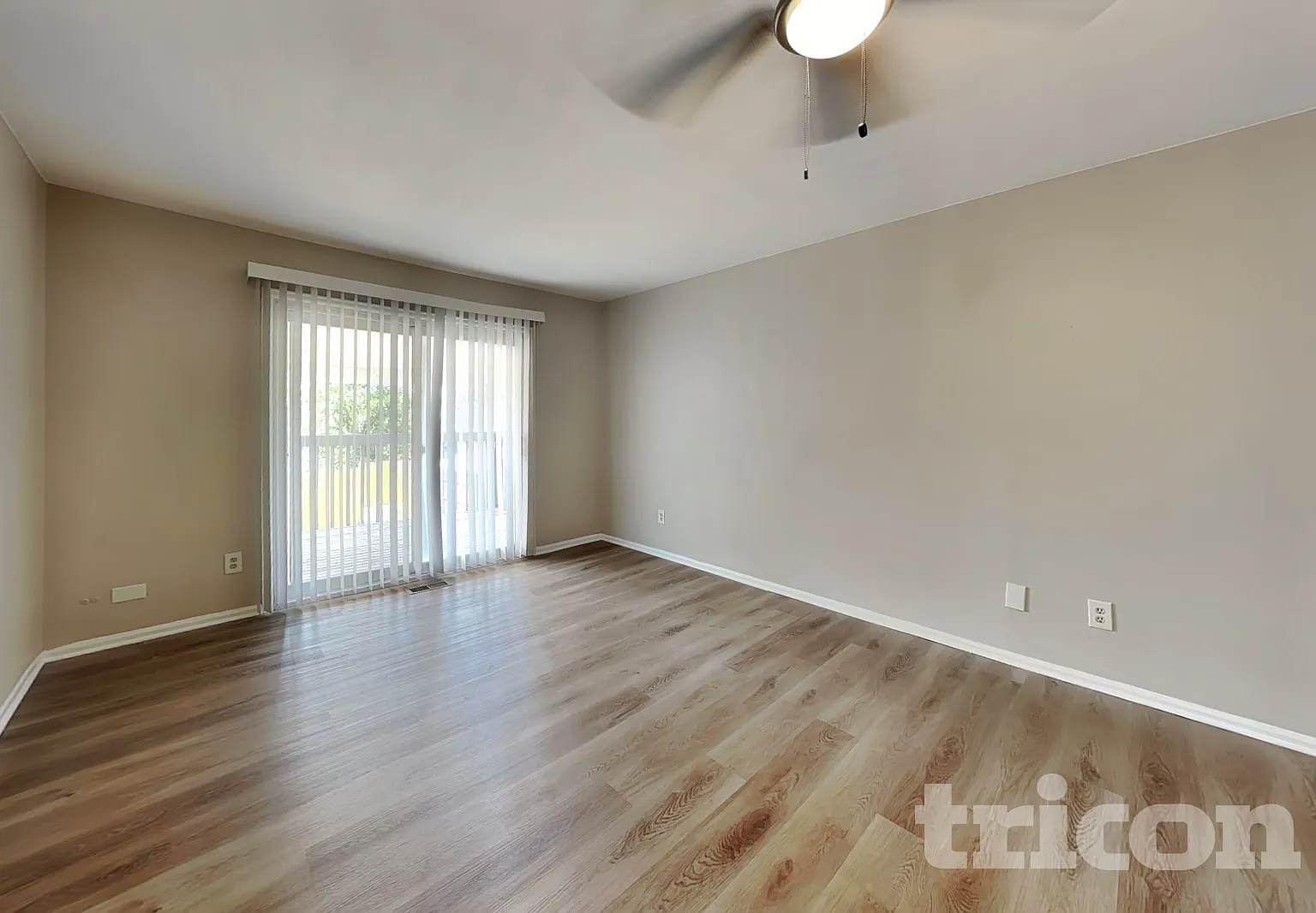 4587 Granby Way Denver CO — Photo 4