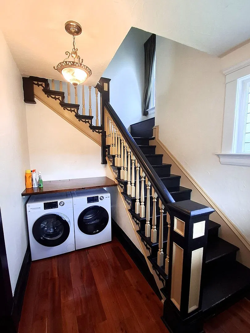2321 Elm St — Photo 4